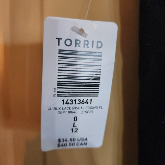 Torrid- Black Lace inset legging - Picture 4 of 4